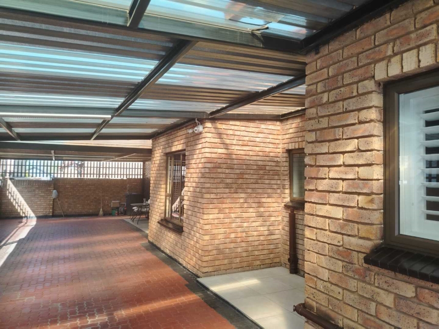 3 Bedroom Property for Sale in Atteridgeville Gauteng