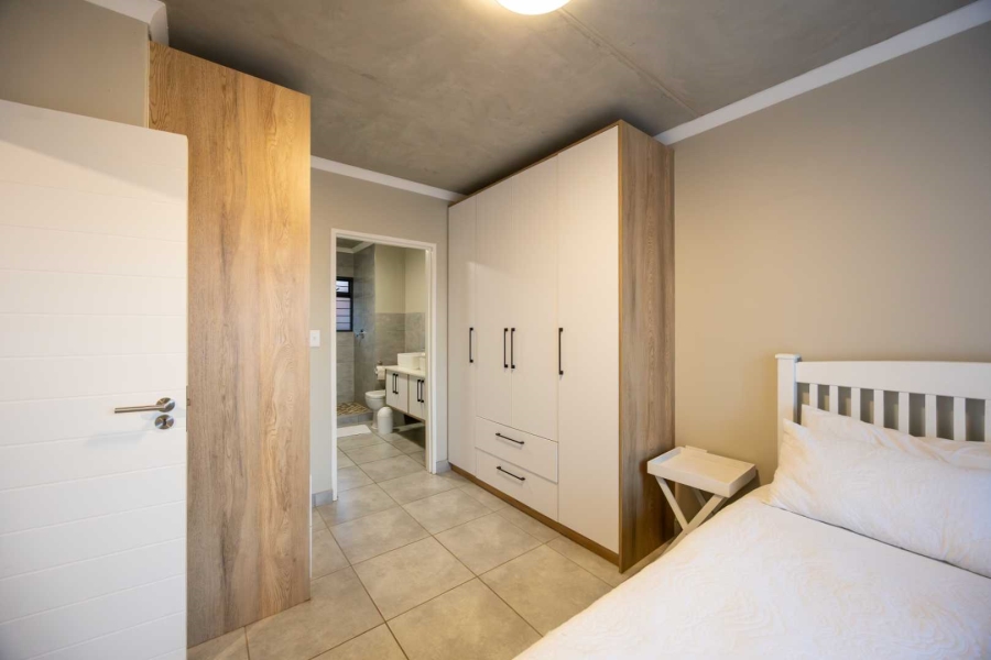 To Let 2 Bedroom Property for Rent in Olympus AH Gauteng