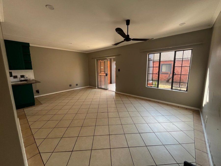2 Bedroom Property for Sale in Equestria Gauteng