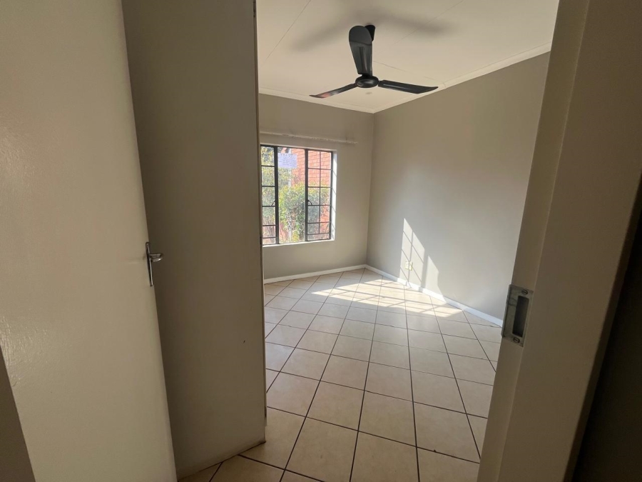 2 Bedroom Property for Sale in Equestria Gauteng