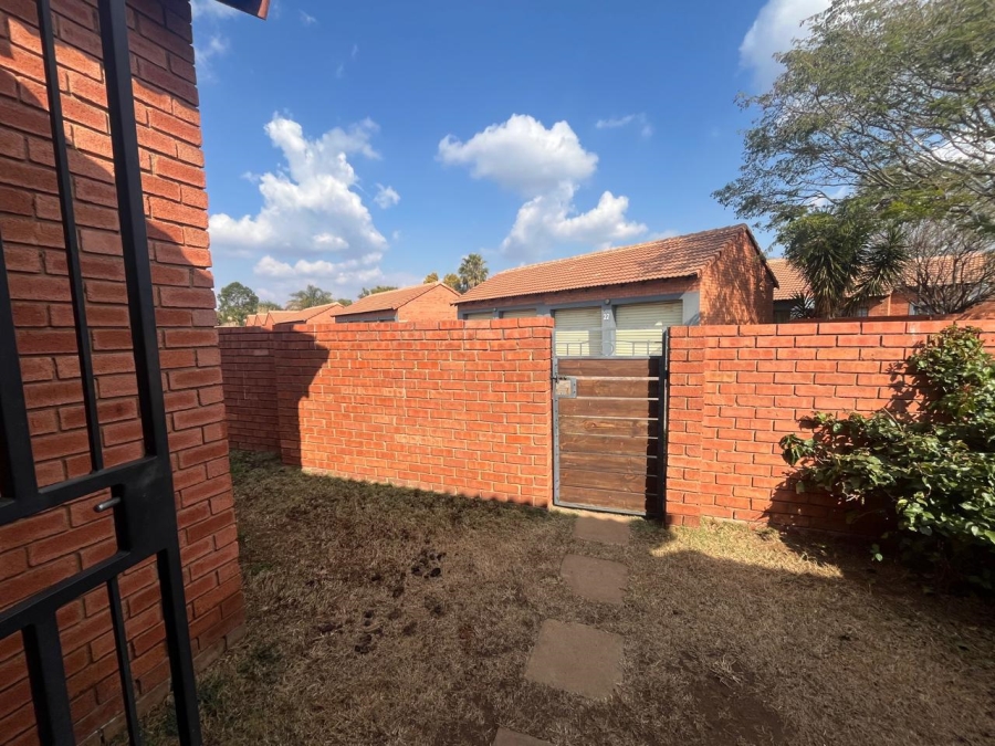 2 Bedroom Property for Sale in Equestria Gauteng