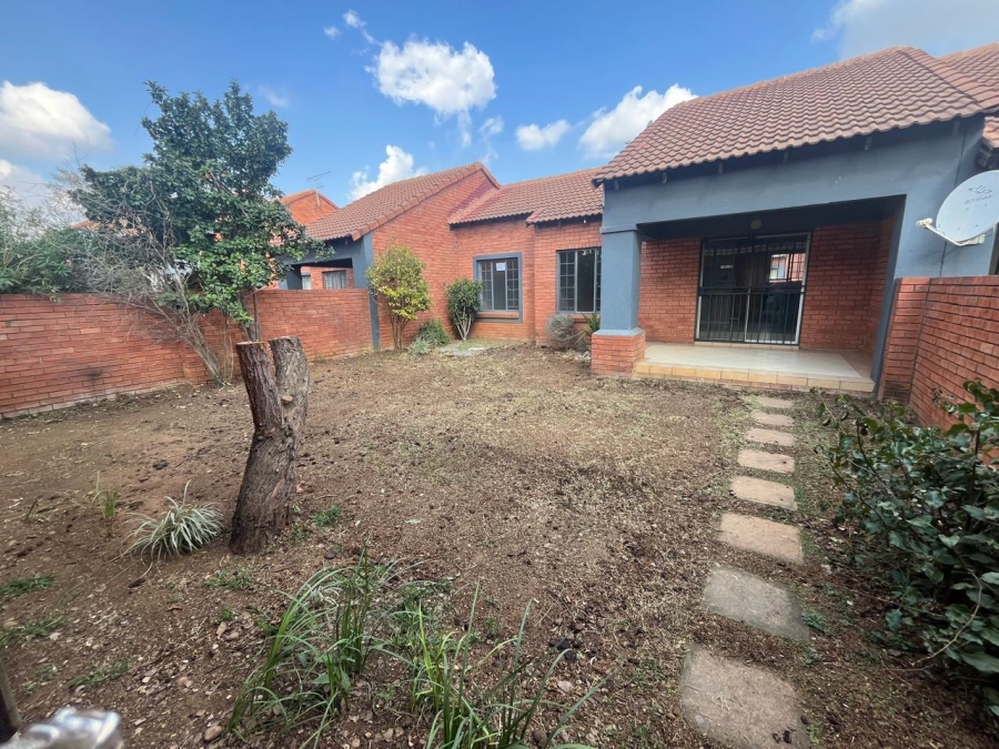 2 Bedroom Property for Sale in Equestria Gauteng