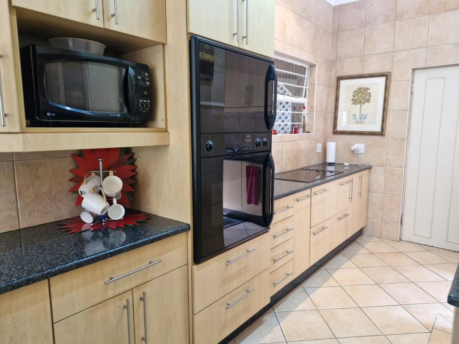 3 Bedroom Property for Sale in Morningside Manor Gauteng