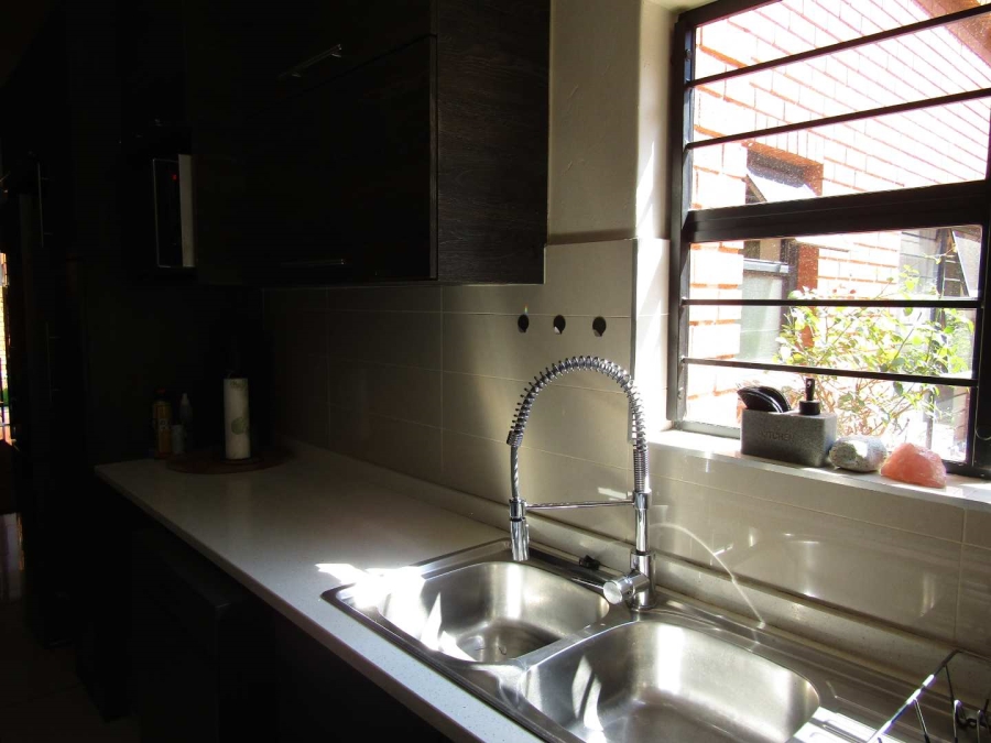 To Let 2 Bedroom Property for Rent in Eveleigh Gauteng