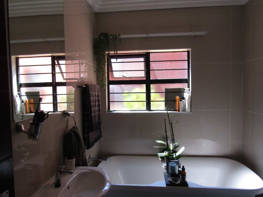 To Let 2 Bedroom Property for Rent in Eveleigh Gauteng