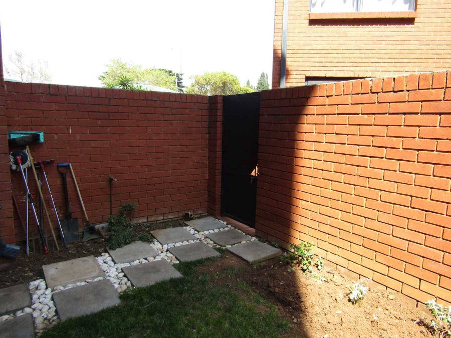 To Let 2 Bedroom Property for Rent in Eveleigh Gauteng