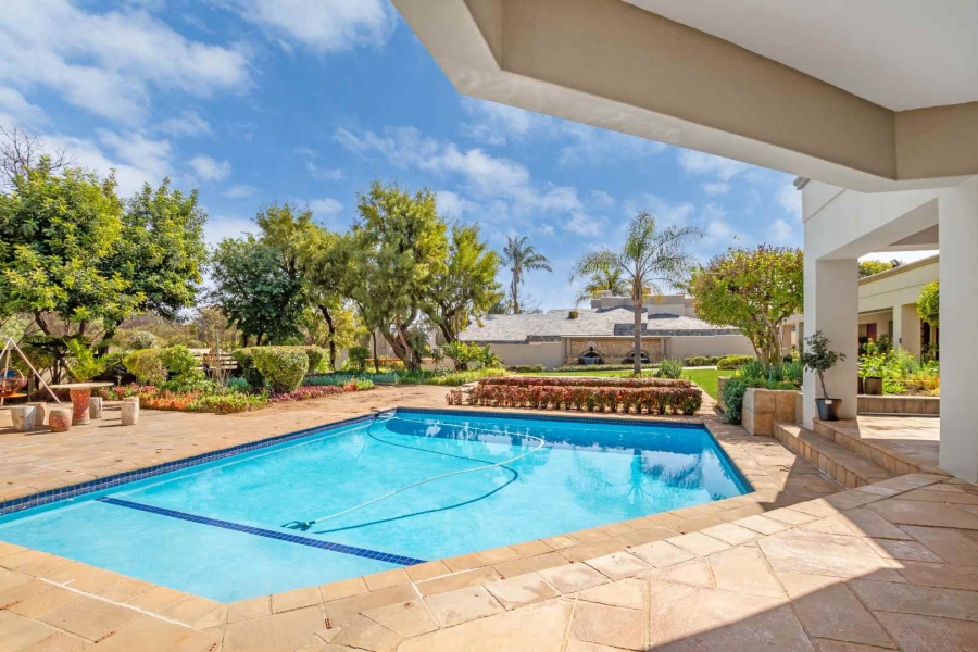 5 Bedroom Property for Sale in Fourways Gardens Gauteng