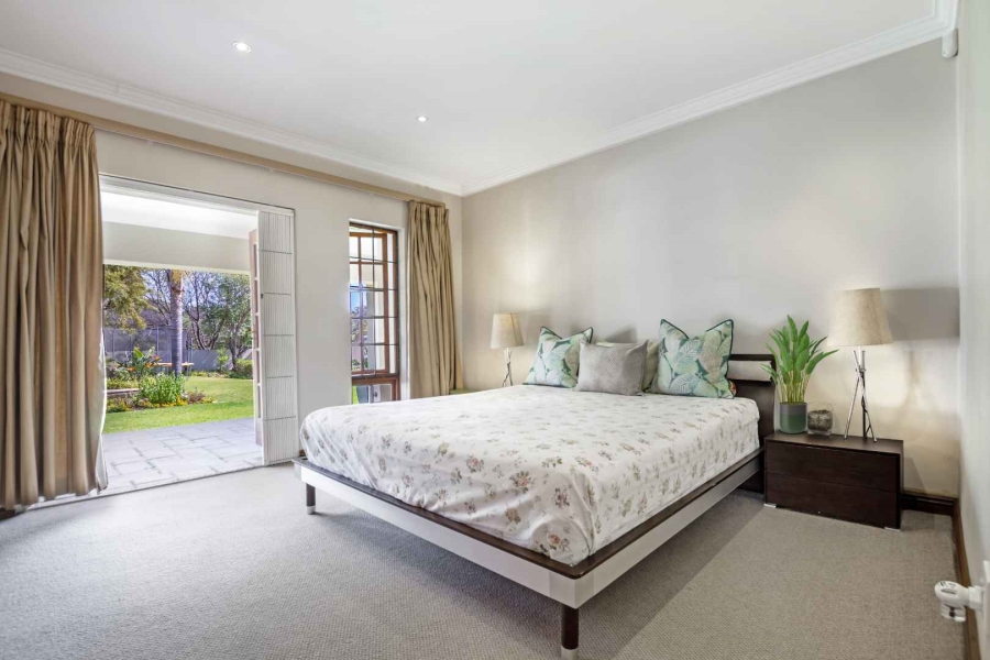 5 Bedroom Property for Sale in Fourways Gardens Gauteng