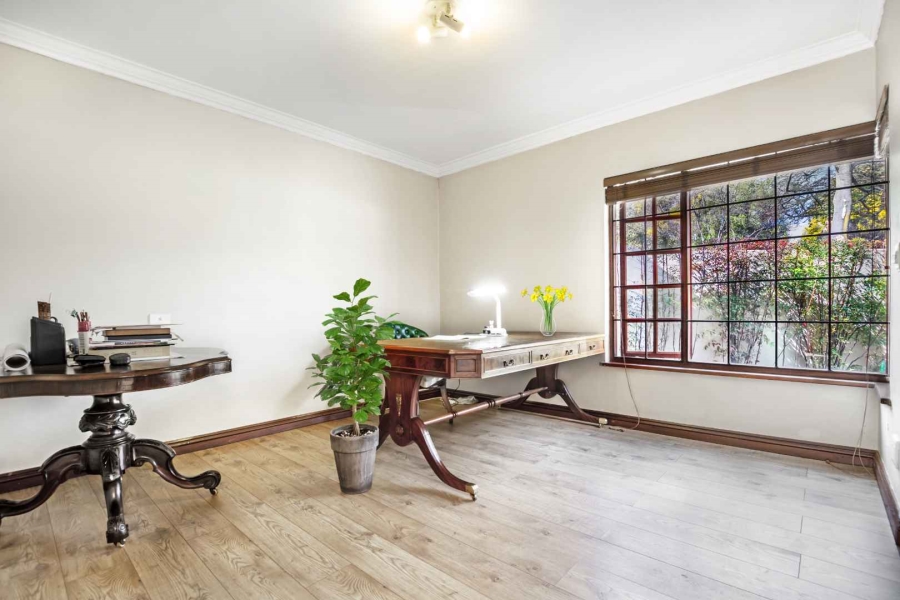 5 Bedroom Property for Sale in Fourways Gardens Gauteng