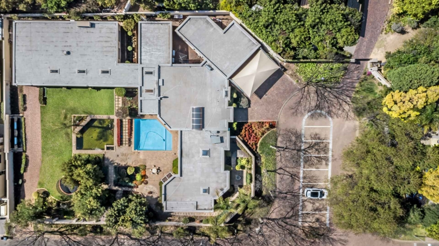 5 Bedroom Property for Sale in Fourways Gardens Gauteng