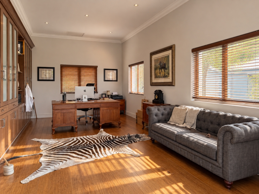 5 Bedroom Property for Sale in Helderfontein Estate Gauteng