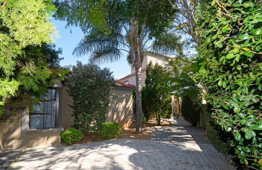 6 Bedroom Property for Sale in Noordhang Gauteng