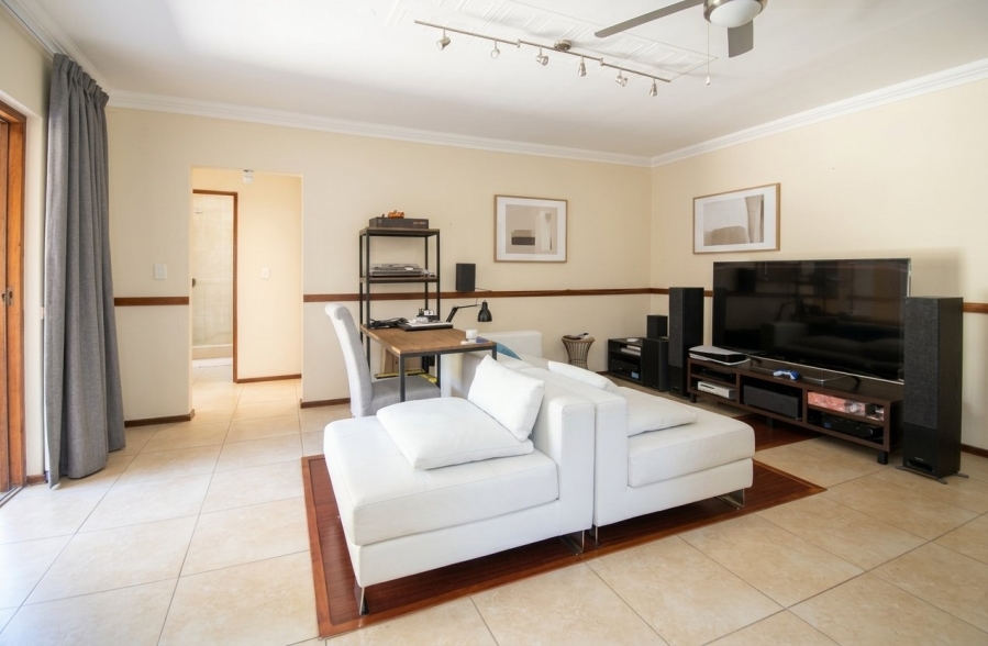 6 Bedroom Property for Sale in Noordhang Gauteng