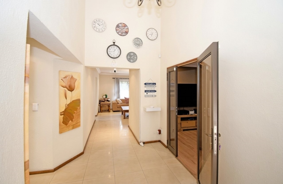 6 Bedroom Property for Sale in Noordhang Gauteng