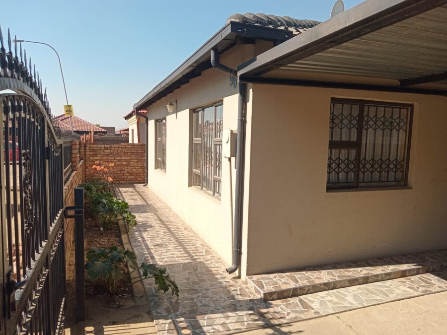 3 Bedroom Property for Sale in Mamelodi West Gauteng