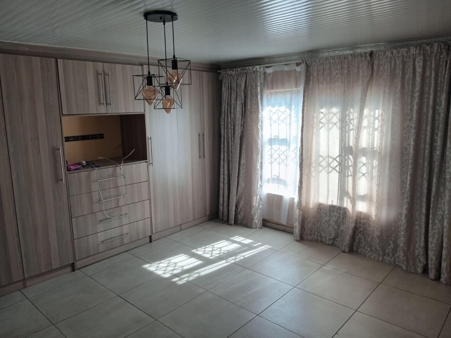 3 Bedroom Property for Sale in Mamelodi West Gauteng