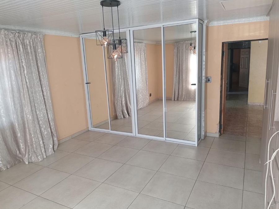 3 Bedroom Property for Sale in Mamelodi West Gauteng