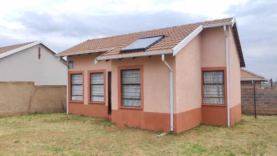 2 Bedroom Property for Sale in Lenasia South Gauteng