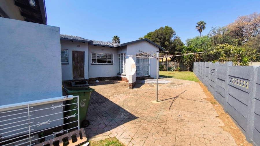 3 Bedroom Property for Sale in Brackenhurst Gauteng