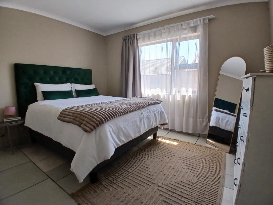 2 Bedroom Property for Sale in Goedeburg Gauteng