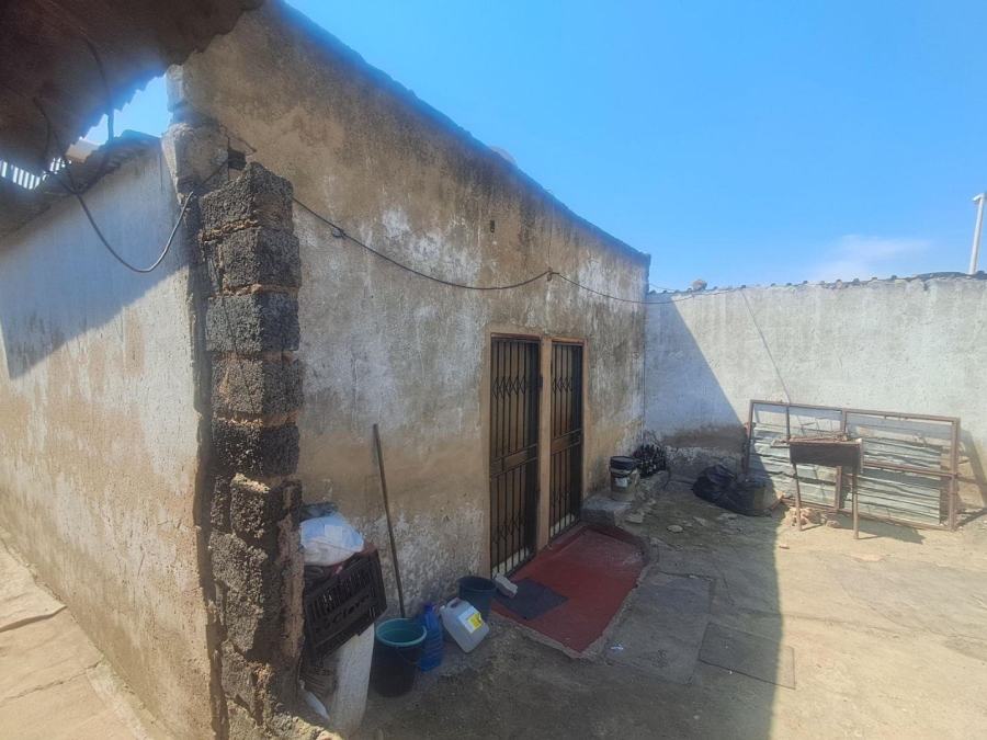 7 Bedroom Property for Sale in Ivory Park Gauteng