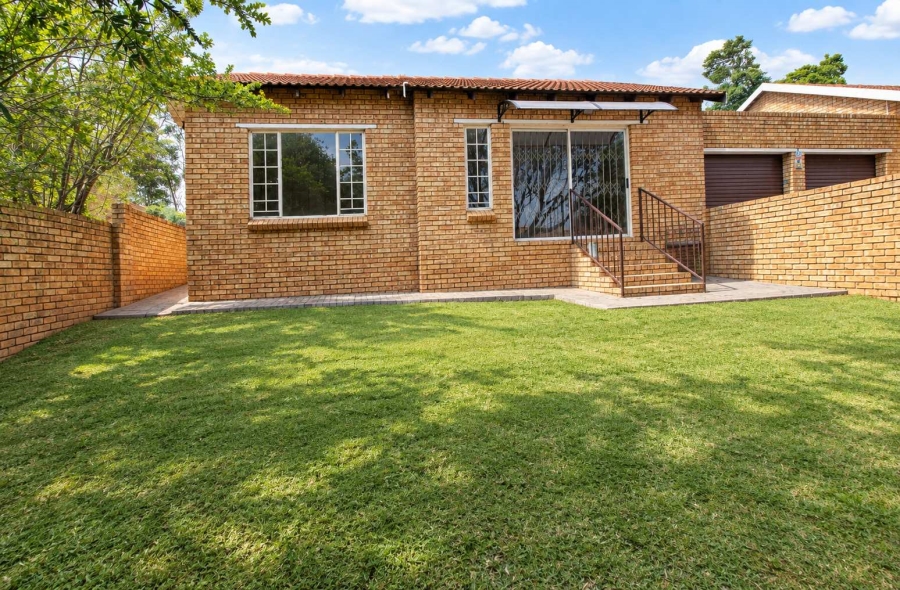 2 Bedroom Property for Sale in Wilgeheuwel Gauteng