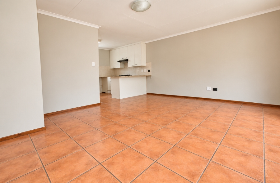 2 Bedroom Property for Sale in Wilgeheuwel Gauteng
