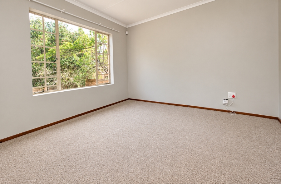 2 Bedroom Property for Sale in Wilgeheuwel Gauteng