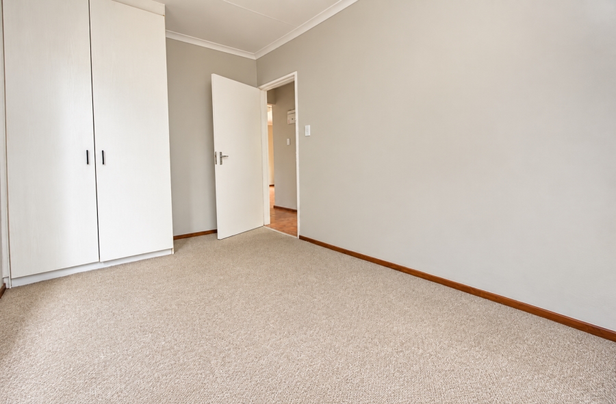 2 Bedroom Property for Sale in Wilgeheuwel Gauteng