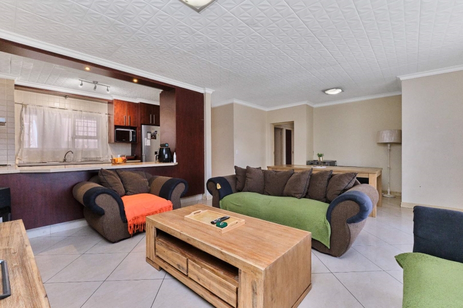 3 Bedroom Property for Sale in Little Falls Gauteng