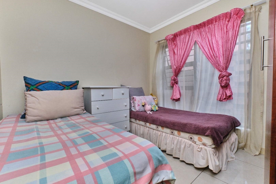 3 Bedroom Property for Sale in Little Falls Gauteng