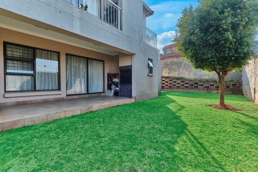 3 Bedroom Property for Sale in Little Falls Gauteng