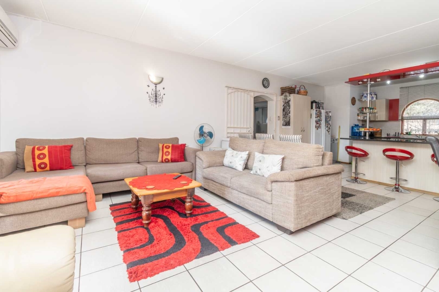 2 Bedroom Property for Sale in Noordhang Gauteng