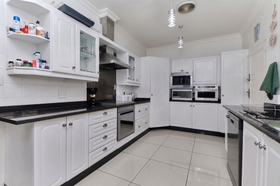 3 Bedroom Property for Sale in Northcliff Gauteng