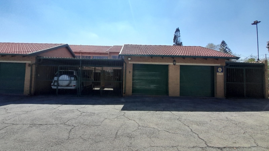To Let 3 Bedroom Property for Rent in Birchleigh North Gauteng