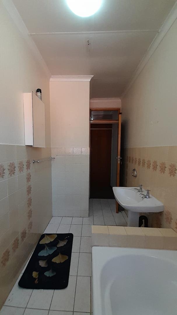 To Let 3 Bedroom Property for Rent in Birchleigh North Gauteng