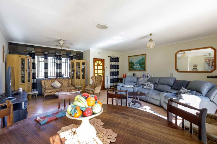 3 Bedroom Property for Sale in Brackenhurst Gauteng