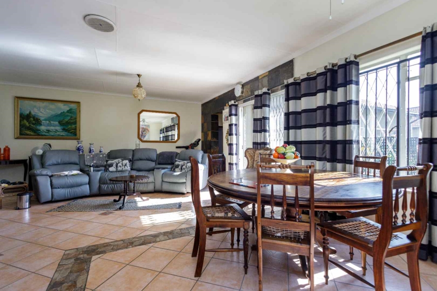 3 Bedroom Property for Sale in Brackenhurst Gauteng