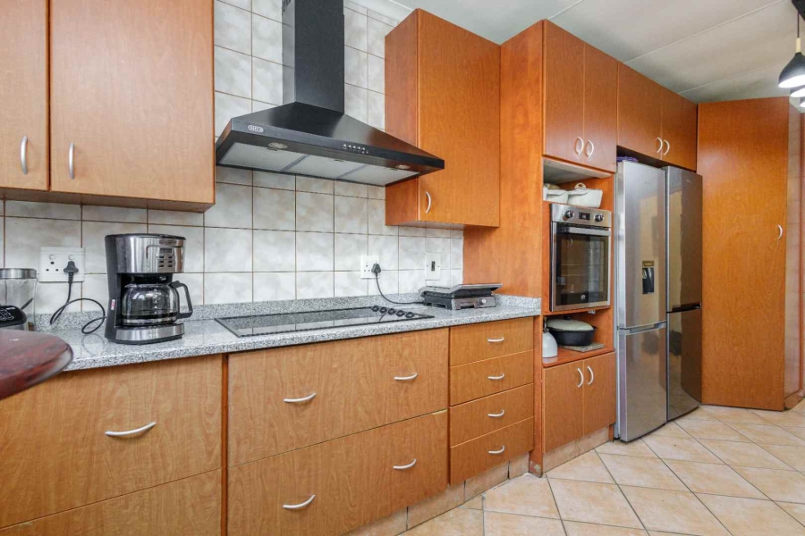 3 Bedroom Property for Sale in Brackenhurst Gauteng