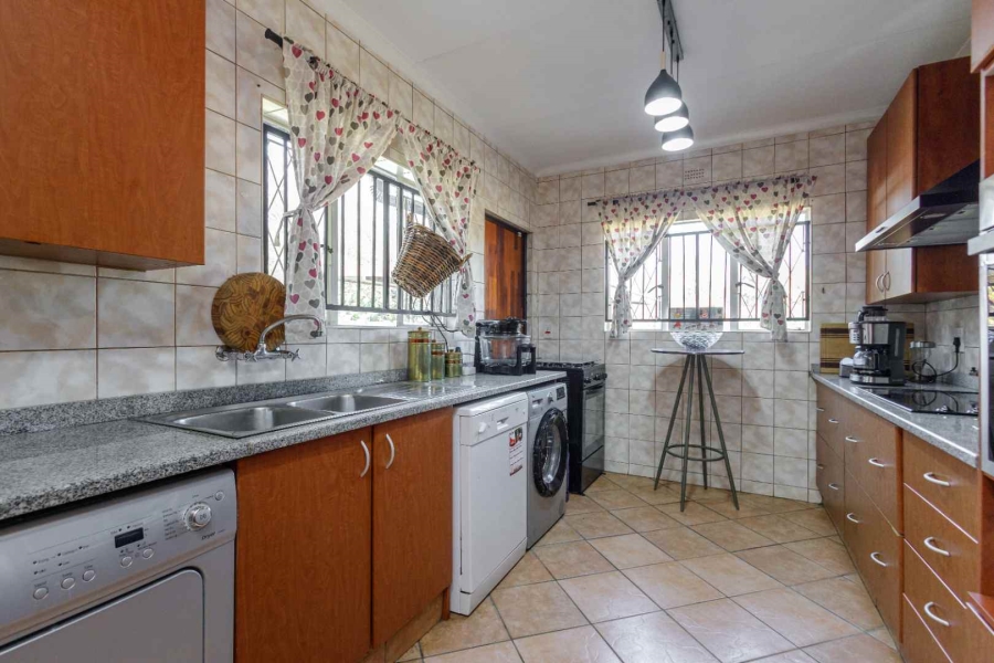 3 Bedroom Property for Sale in Brackenhurst Gauteng