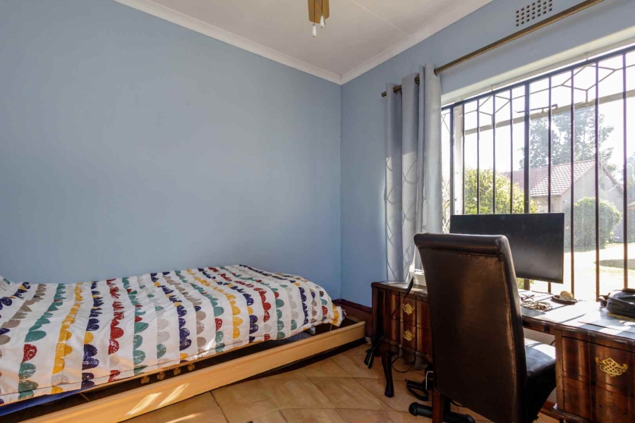 3 Bedroom Property for Sale in Brackenhurst Gauteng