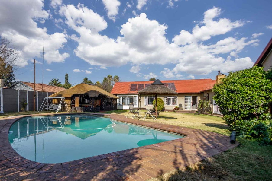 3 Bedroom Property for Sale in Brackenhurst Gauteng