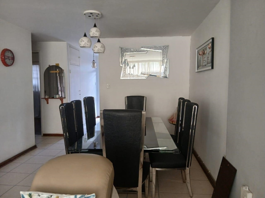 2 Bedroom Property for Sale in Denlee Gauteng