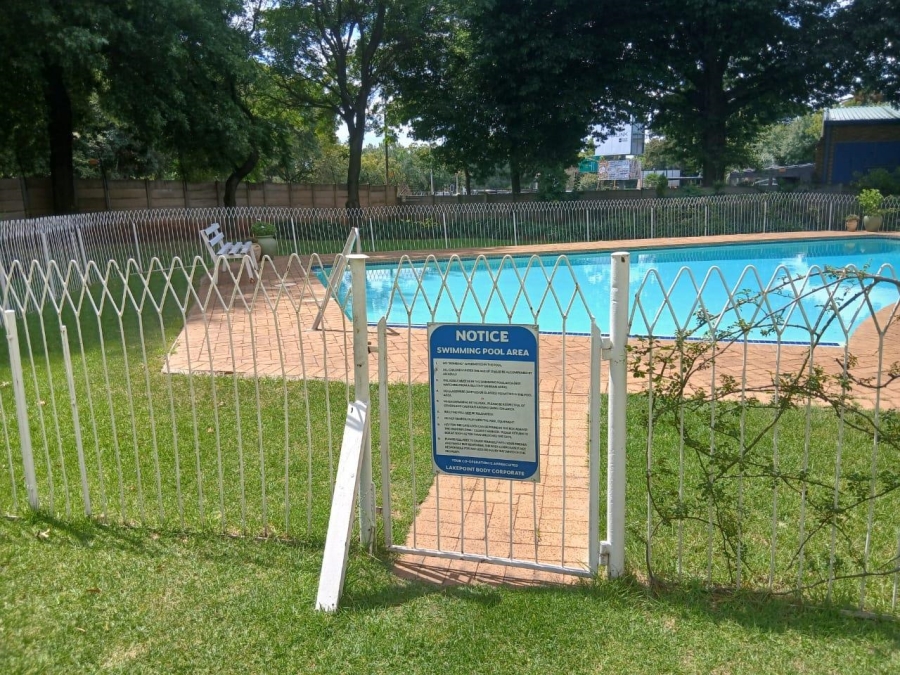 2 Bedroom Property for Sale in Denlee Gauteng