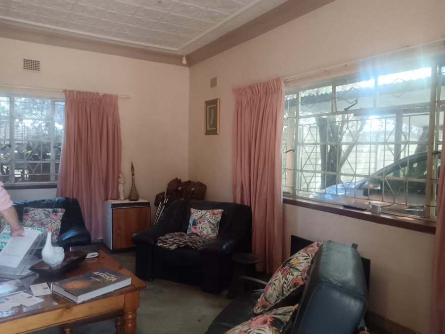 6 Bedroom Property for Sale in Plantation Gauteng