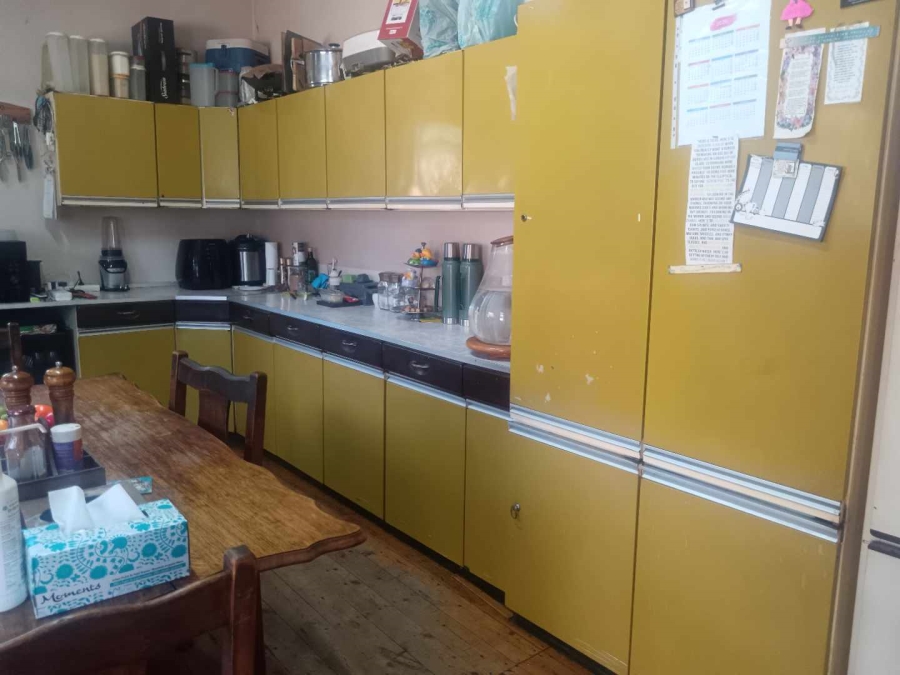 6 Bedroom Property for Sale in Plantation Gauteng