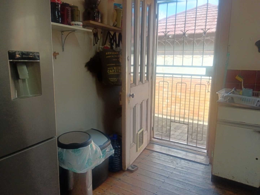 6 Bedroom Property for Sale in Plantation Gauteng