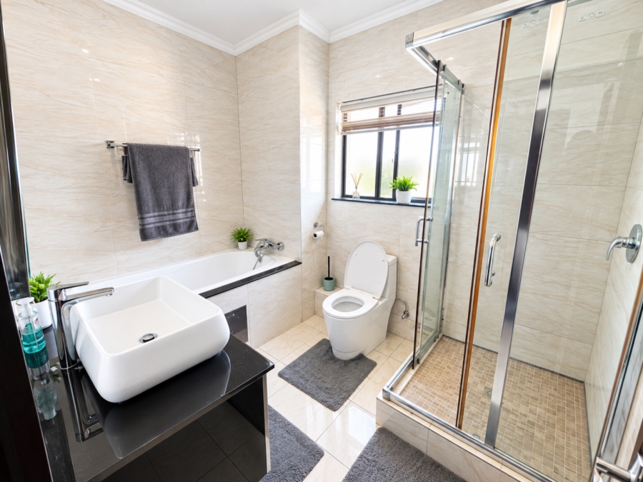 3 Bedroom Property for Sale in Fourways Gauteng