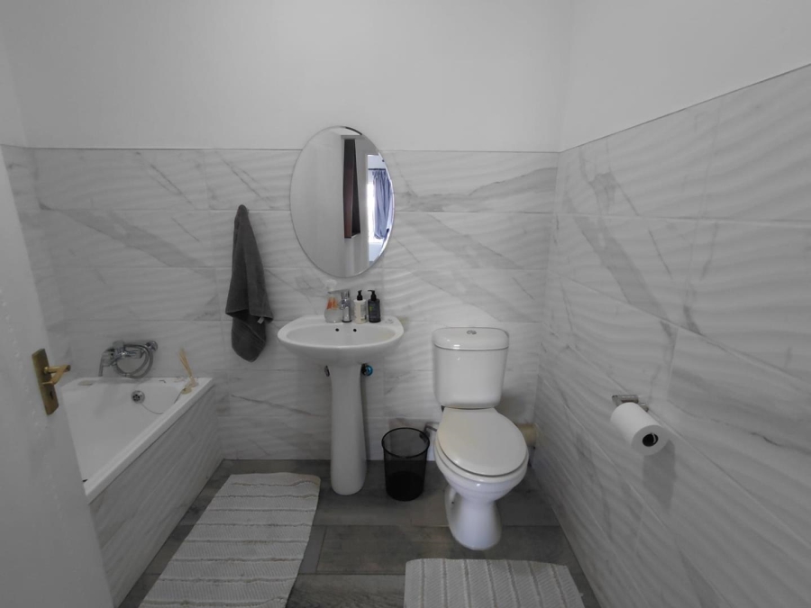 To Let 2 Bedroom Property for Rent in Dainfern Gauteng