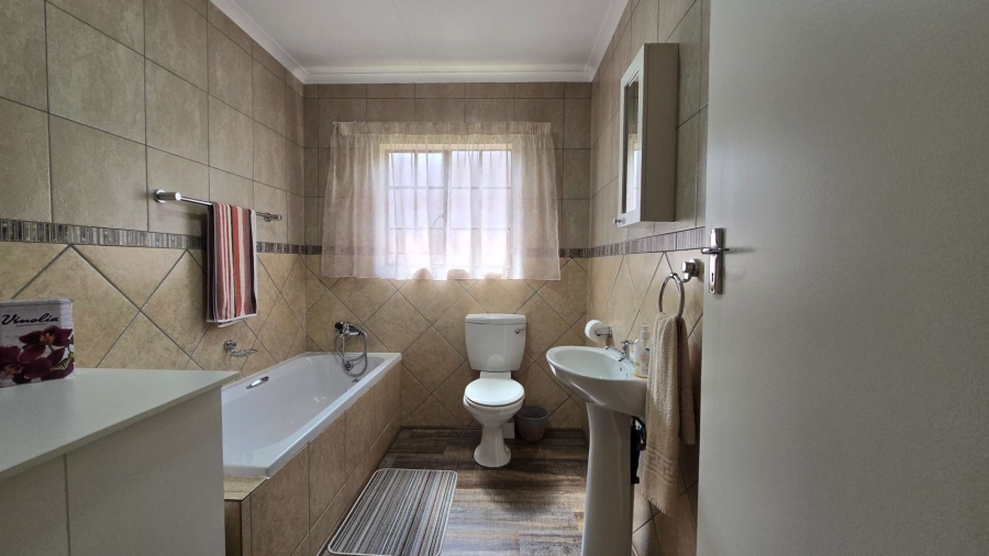 3 Bedroom Property for Sale in Rietfontein Gauteng